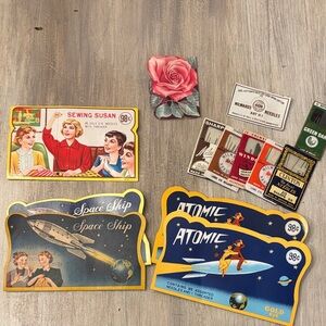 Atomic Space Ship Needle Set - Blue and Gold